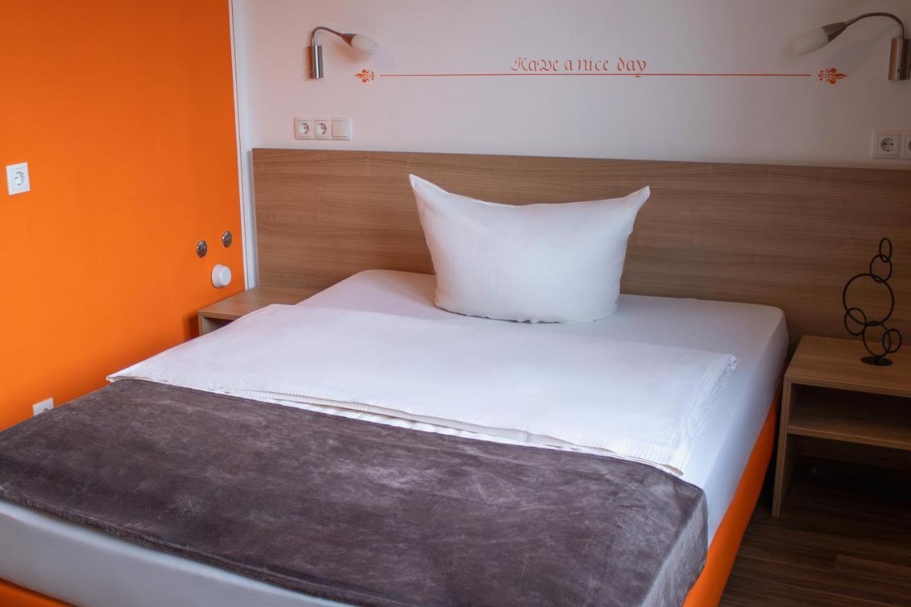 Orange Hotel und Apartamentos Neu-Ulm Exterior foto