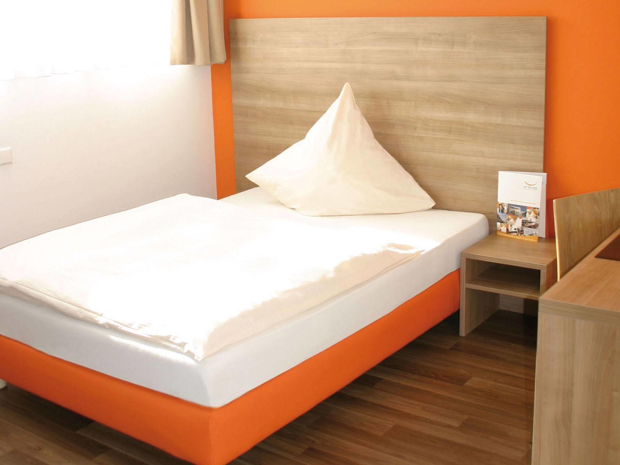 Orange Hotel und Apartamentos Neu-Ulm Exterior foto
